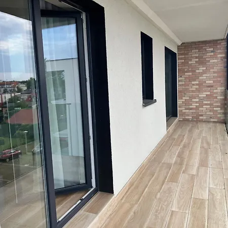 Miomare, Basen, Parking * 코워브제크